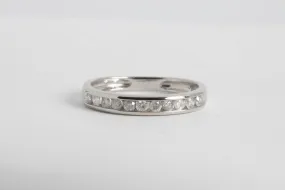 10k White Gold 0.33ctw Diamond Anniversary Band Size 4.25 (1.50g.)