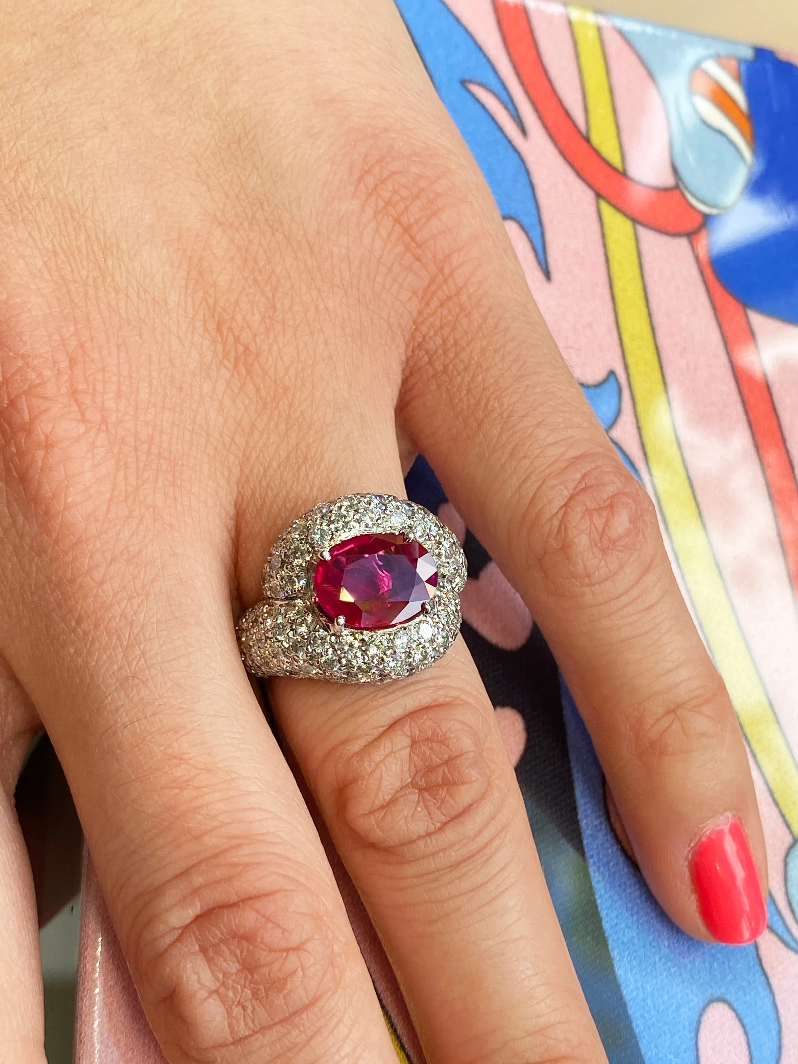 Eclat Jewels - One of Kind Estate Ring with Burma Ruby and Diamonds, 18k White Gold