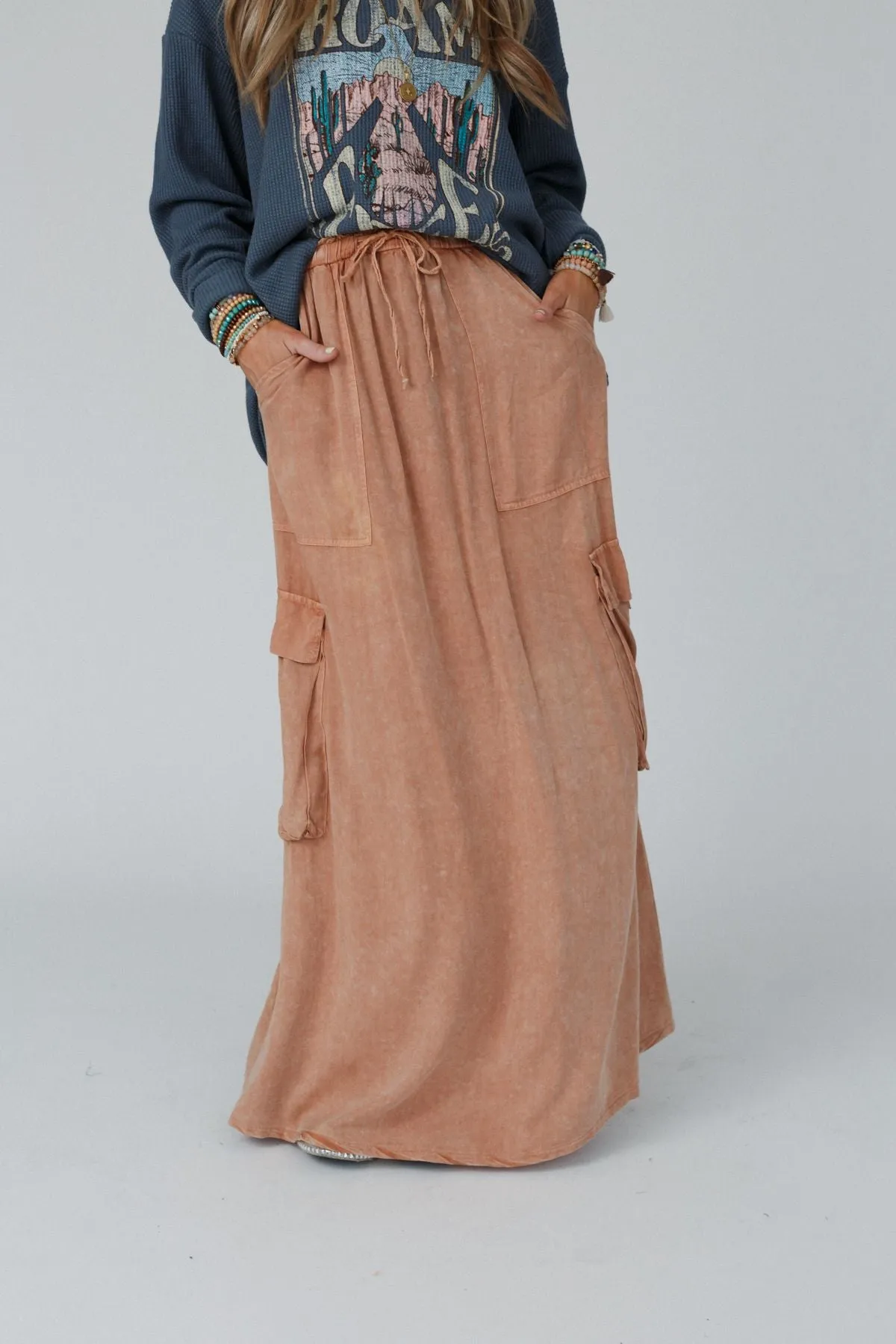 Fall Freely Cargo Maxi Skirt - Camel