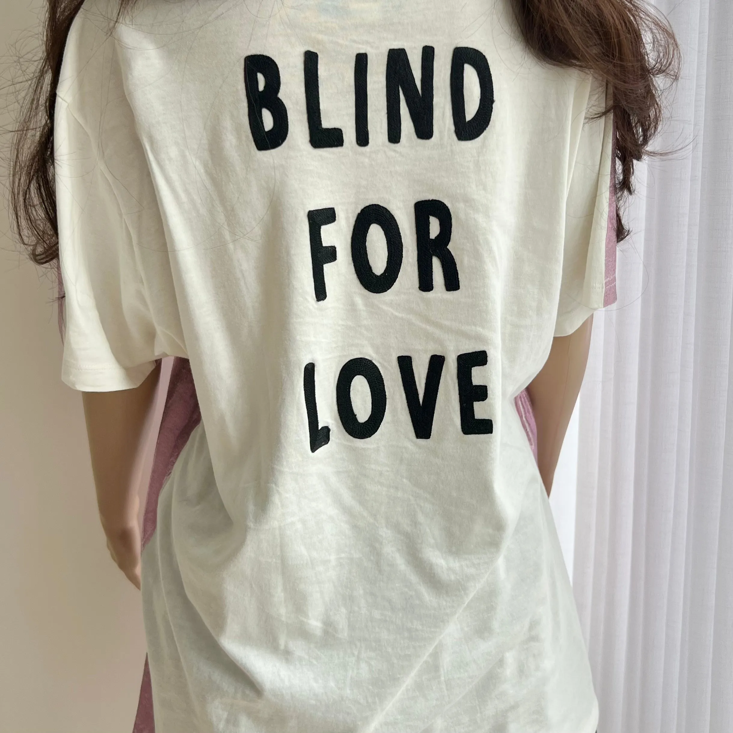 GUCCI Oversized Blind For Love Tee