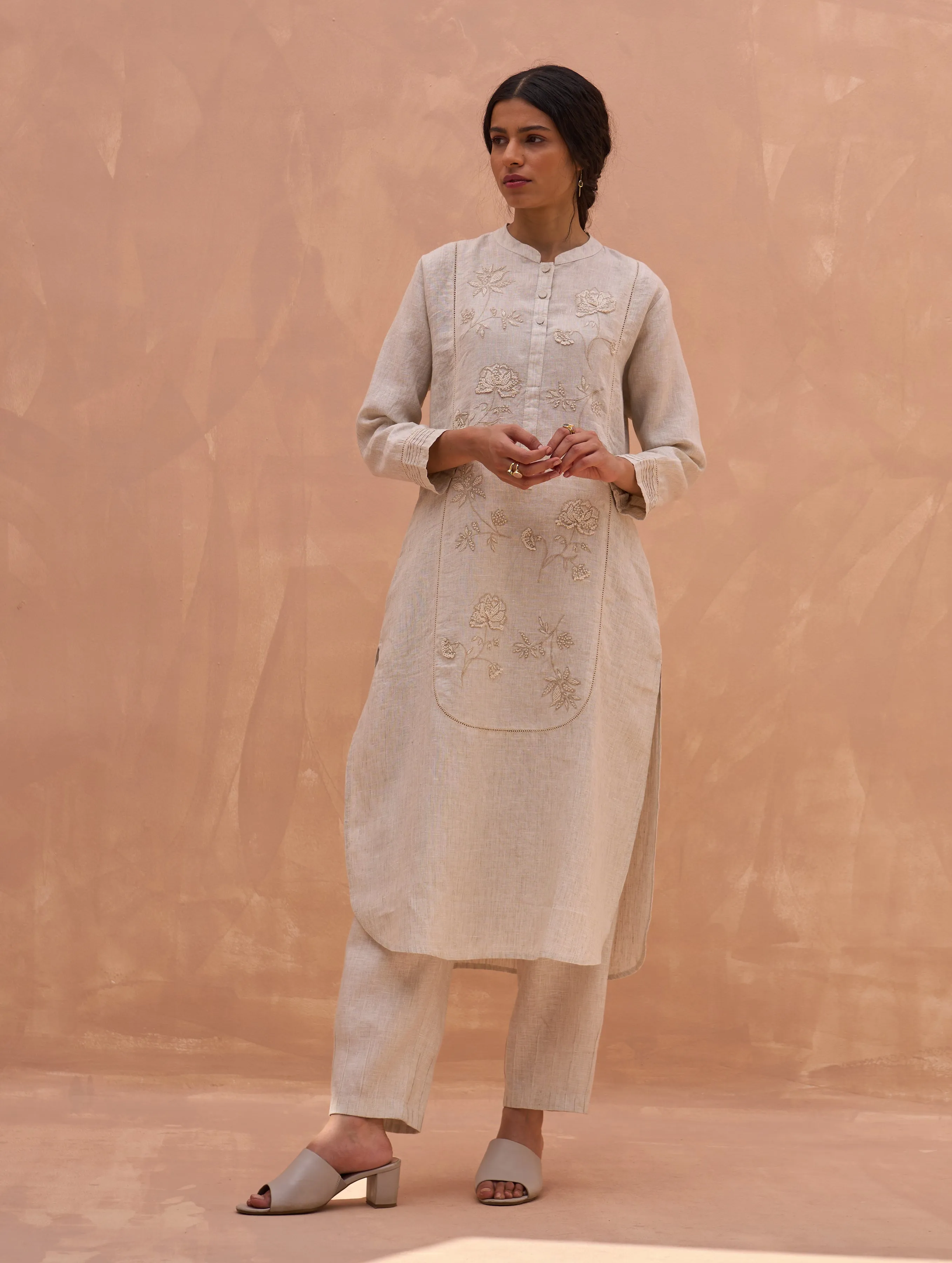 Kisa Hand-Embroidered Co-ord Set - Off White