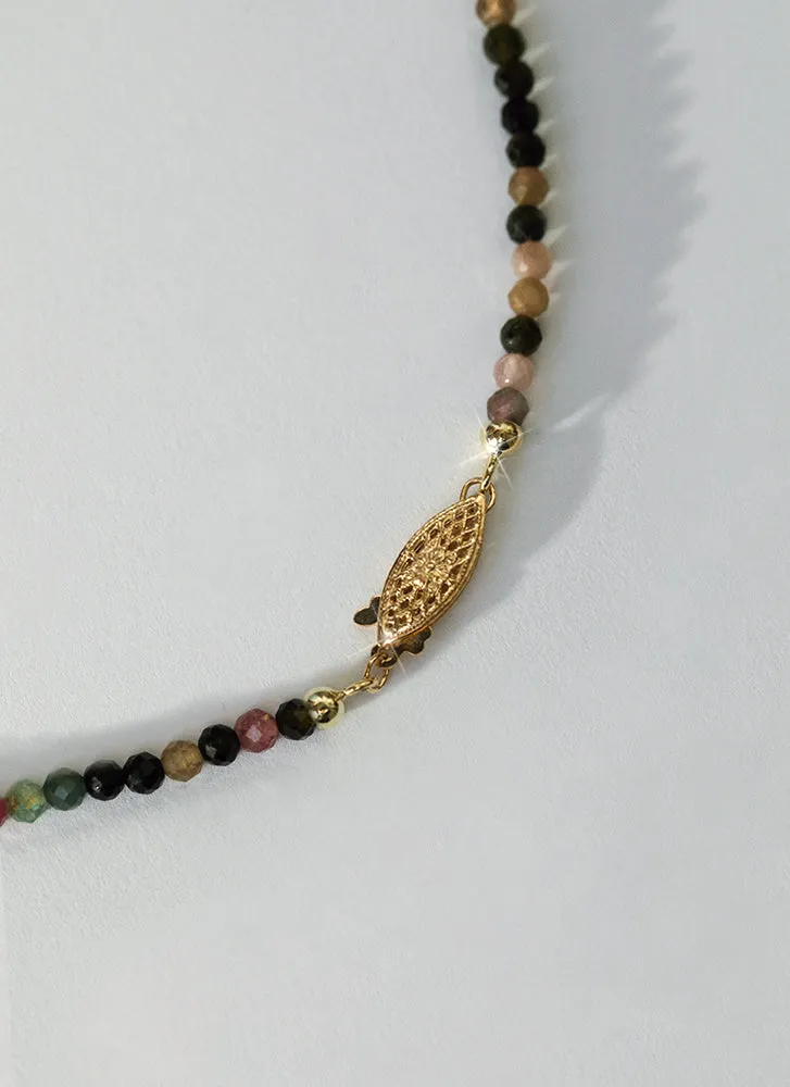 Nala tourmaline necklace with front lock 14k gold