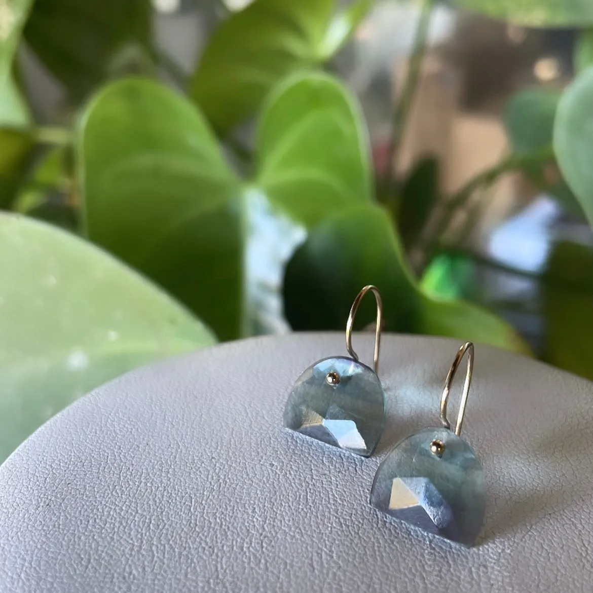 Petite arch fluorite earrings