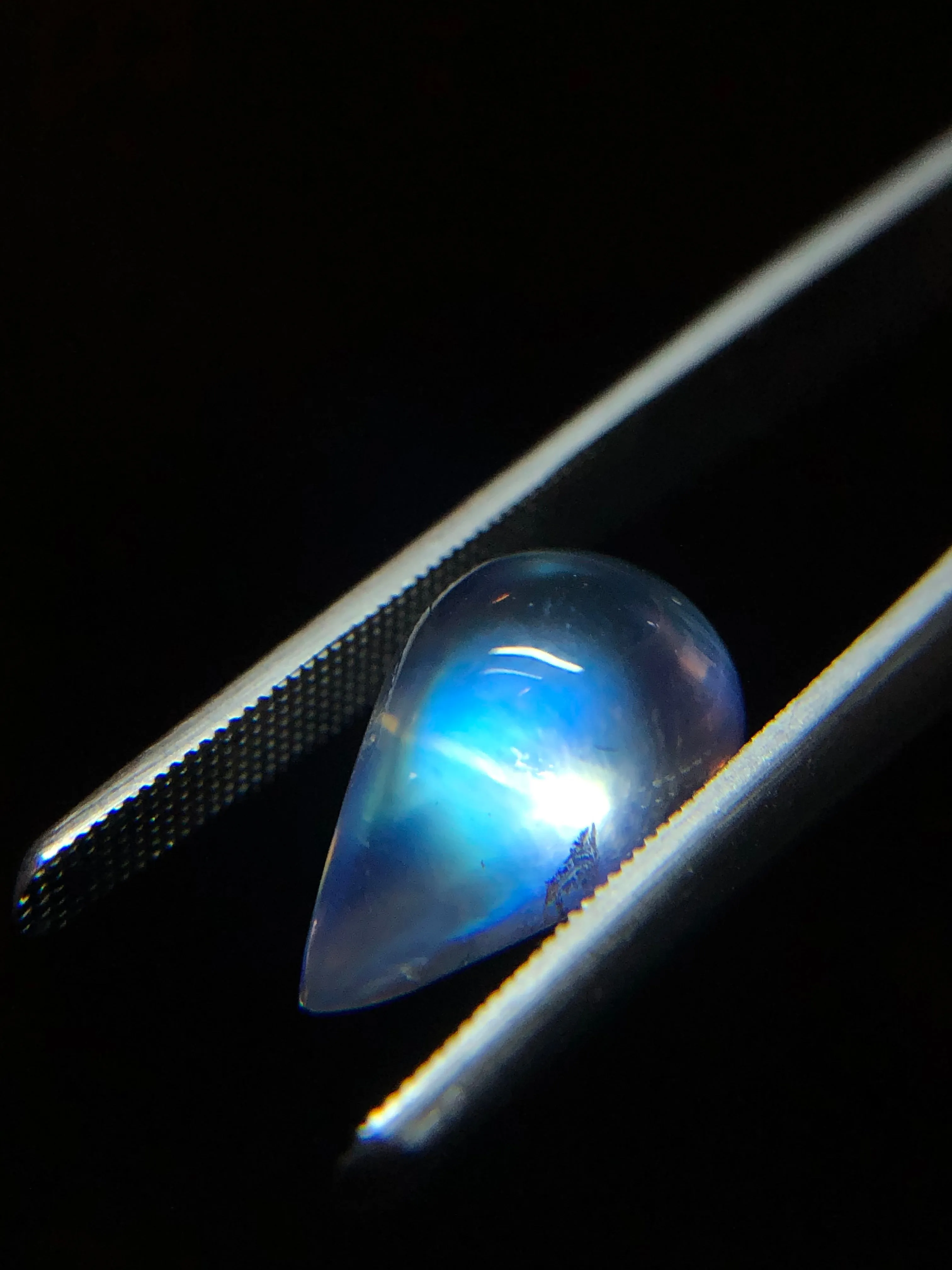 Teardrop Rainbow Moonstone Cabochon