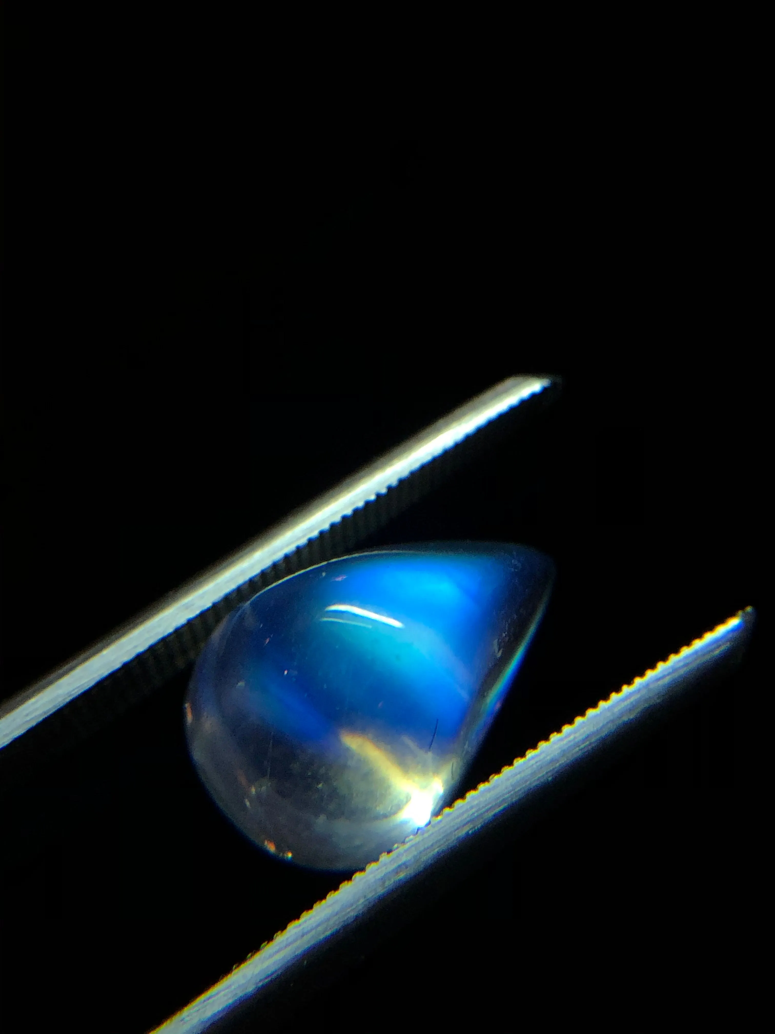 Teardrop Rainbow Moonstone Cabochon