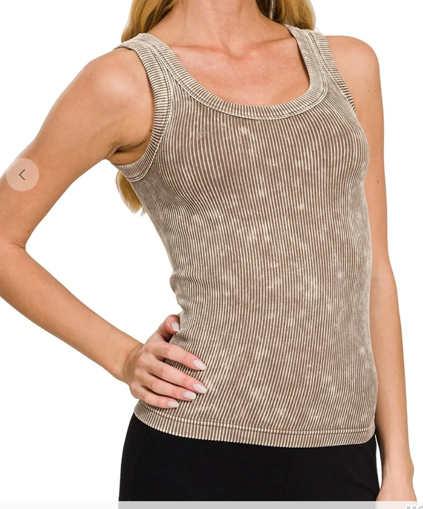 The Longer Crop Tank (3 colors)