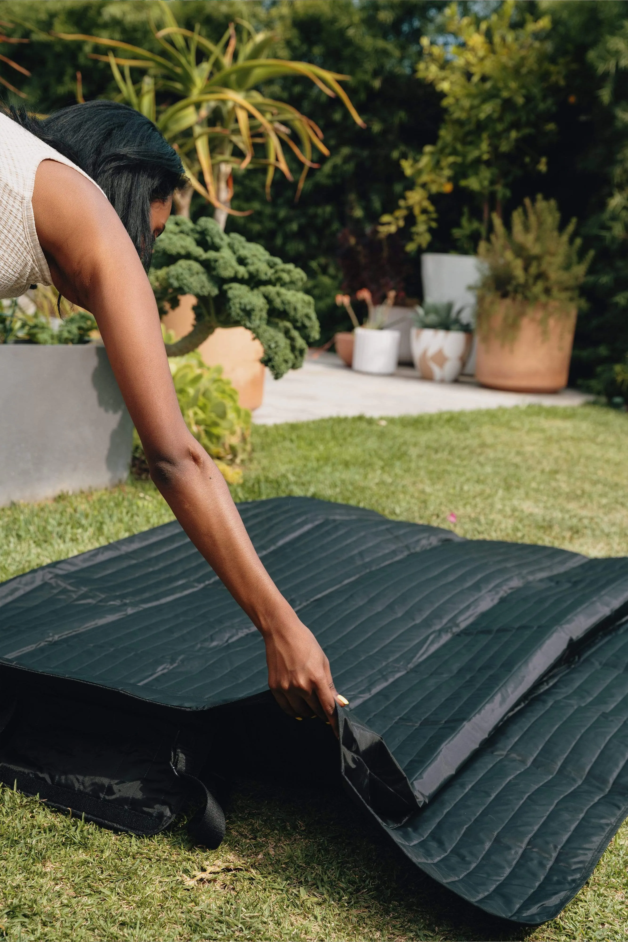 The Picnic Blanket in Black