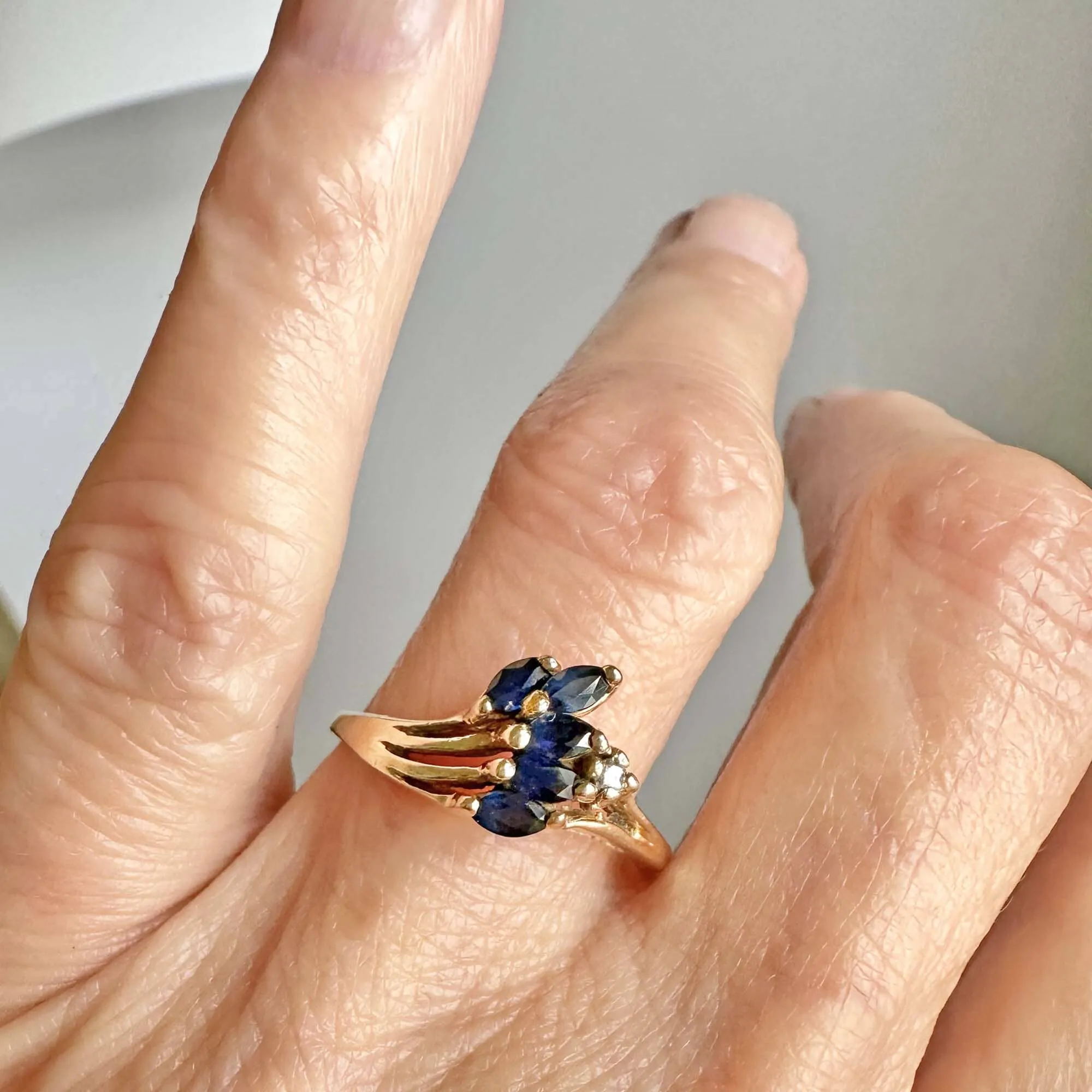 Vintage 14K Gold Marquise Sapphire Cluster Diamond Ring